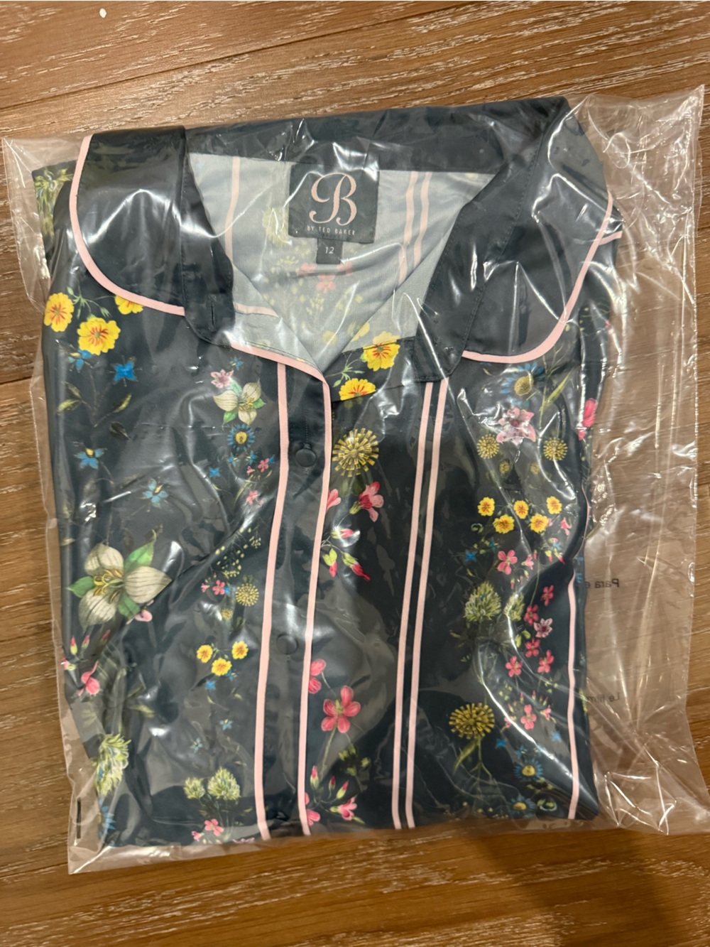 Ted Baker London Green Floral Stripe Satin Pajama Set with Piping Button-Up - Picture 13 of 13